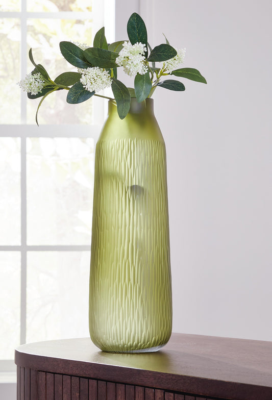 Ashley Express - Scottyard I/O Vase
