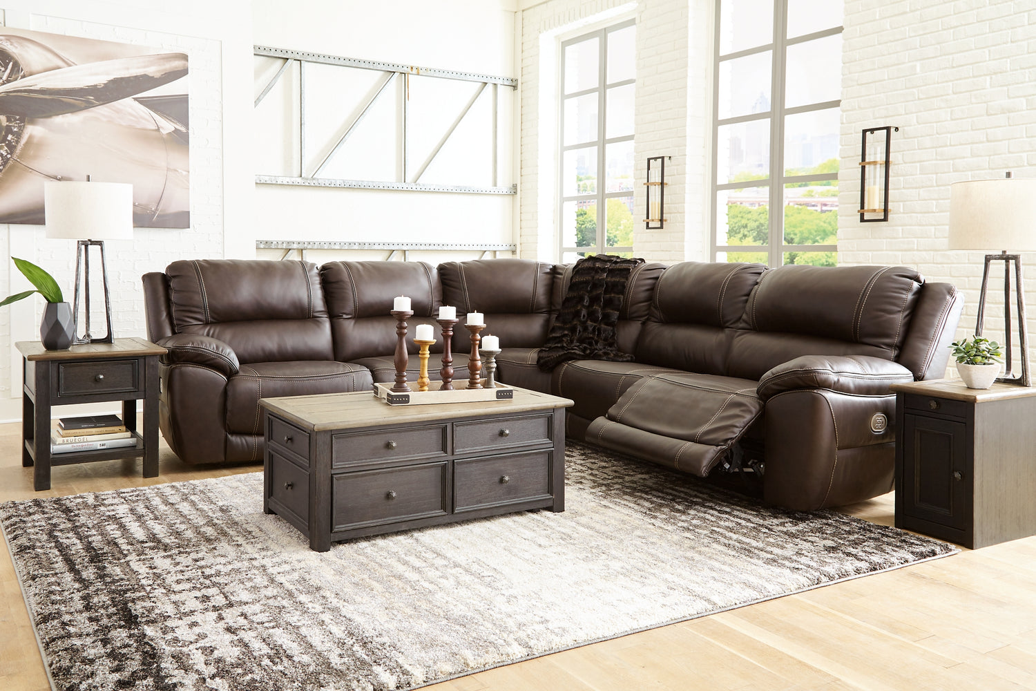 Reclining Sectionals > Leather Match