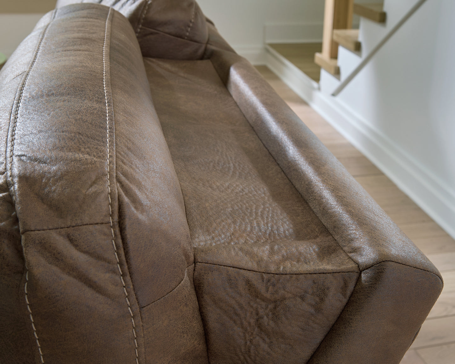 Beckley Place 2 Seat PWR REC Sofa ADJ HDREST