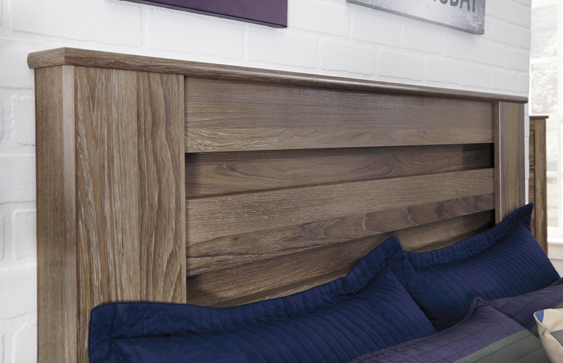 Zelen King Panel Bed with Mirrored Dresser, Chest and Nightstand Wilson Furniture (OH)  in Bridgeport, Ohio. Serving Moundsville, Richmond, Smithfield, Cadiz, & St. Clairesville