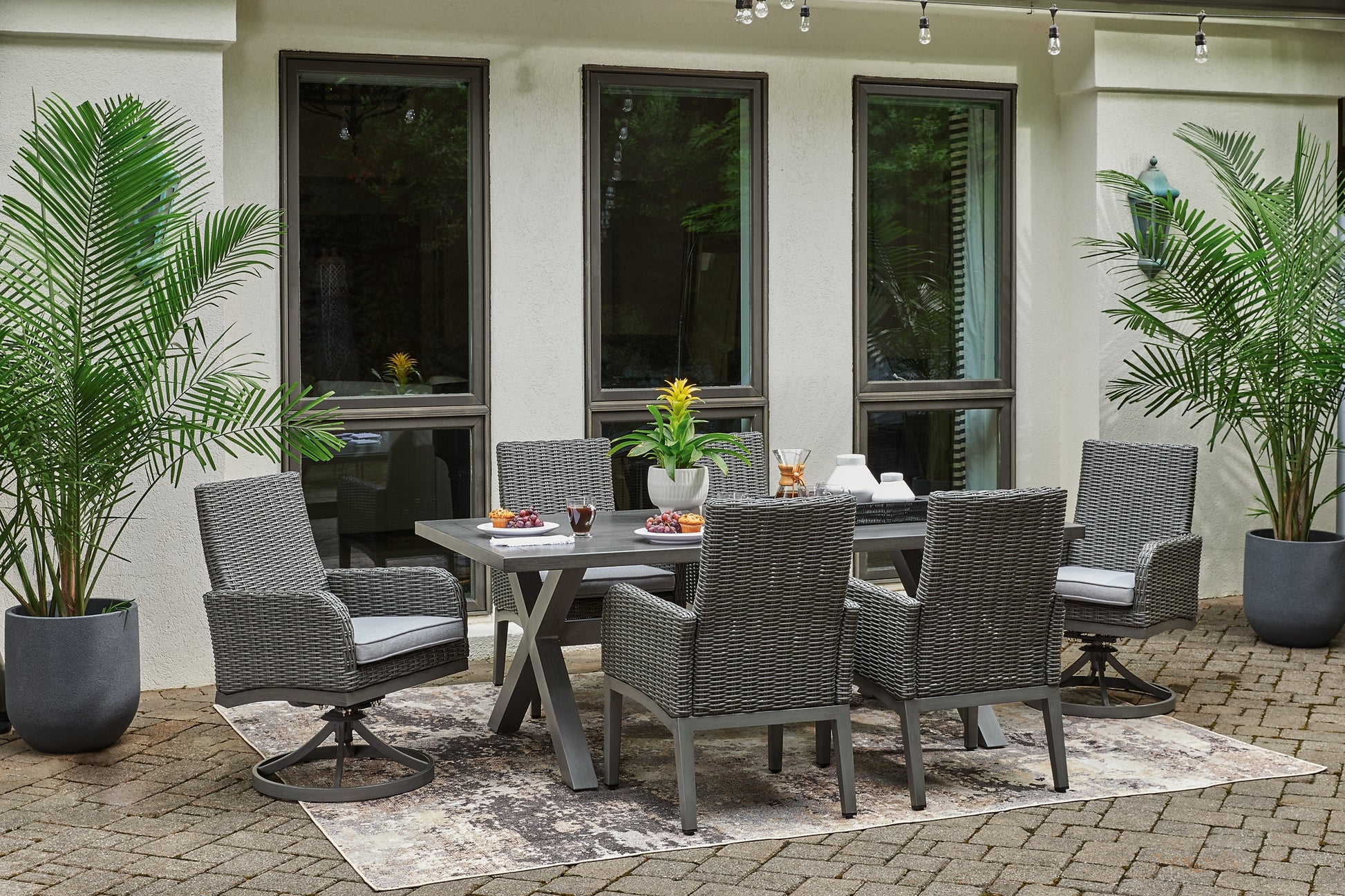 Elite Park Outdoor Dining Table and 6 Chairs Wilson Furniture (OH)  in Bridgeport, Ohio. Serving Bridgeport, Yorkville, Bellaire, & Avondale