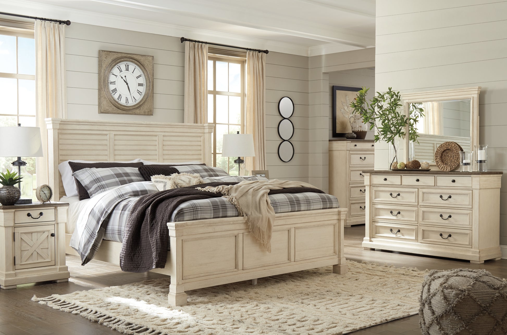 Bolanburg California King Panel Bed with Mirrored Dresser and 2 Nightstands Wilson Furniture (OH)  in Bridgeport, Ohio. Serving Bridgeport, Yorkville, Bellaire, & Avondale