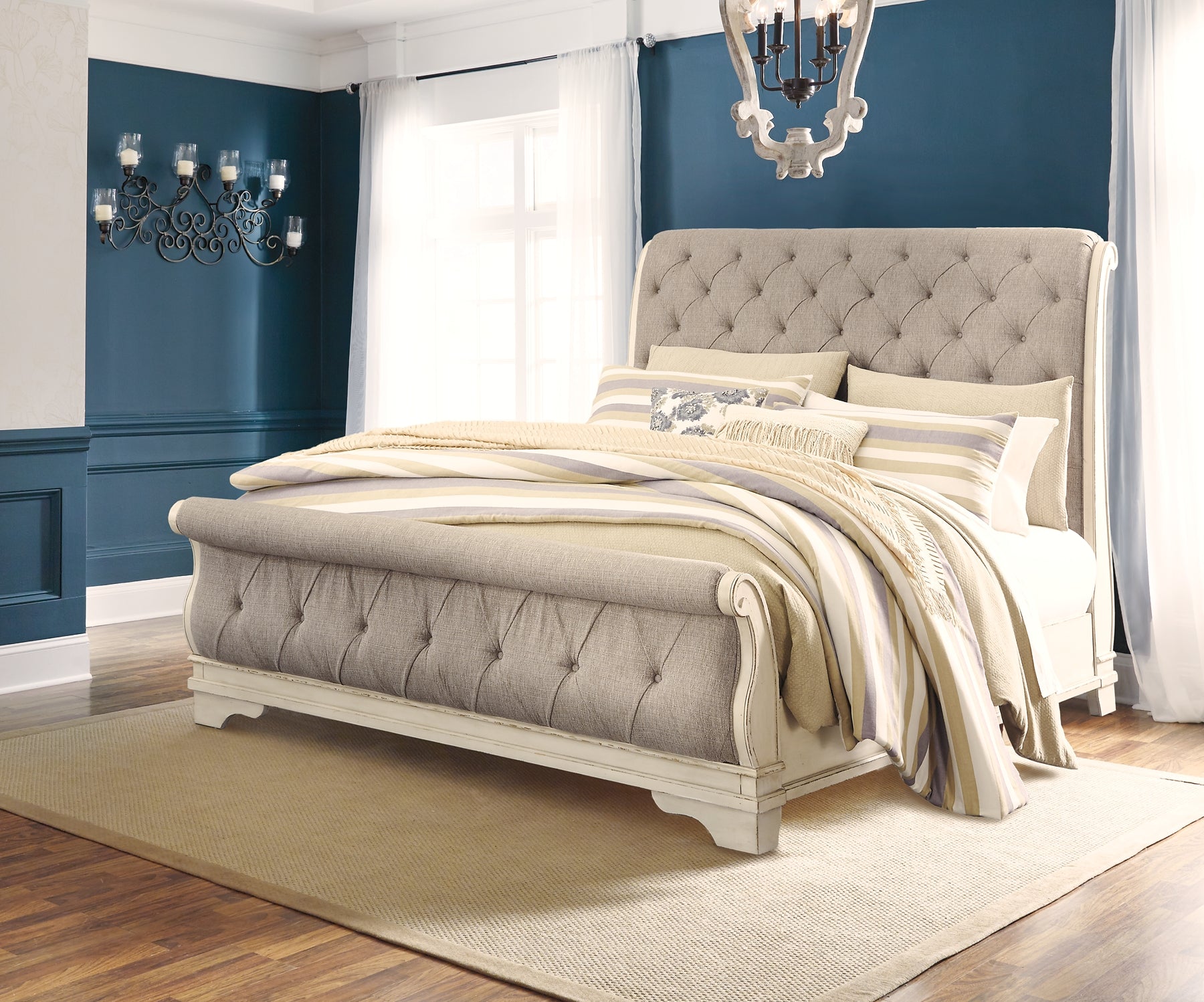 Realyn Queen Sleigh Bed with Dresser Wilson Furniture (OH)  in Bridgeport, Ohio. Serving Bridgeport, Yorkville, Bellaire, & Avondale