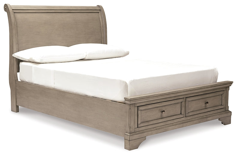 Lettner Full Sleigh Bed with Dresser Wilson Furniture (OH)  in Bridgeport, Ohio. Serving Bridgeport, Yorkville, Bellaire, & Avondale